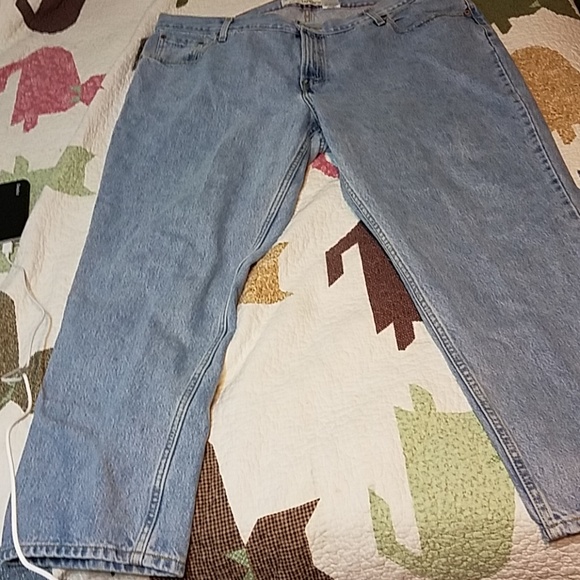 Levi's Denim - Levi's women's 24S Relaxed Tapered 550 jeans